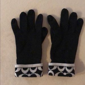 Coach touchscreen gloves